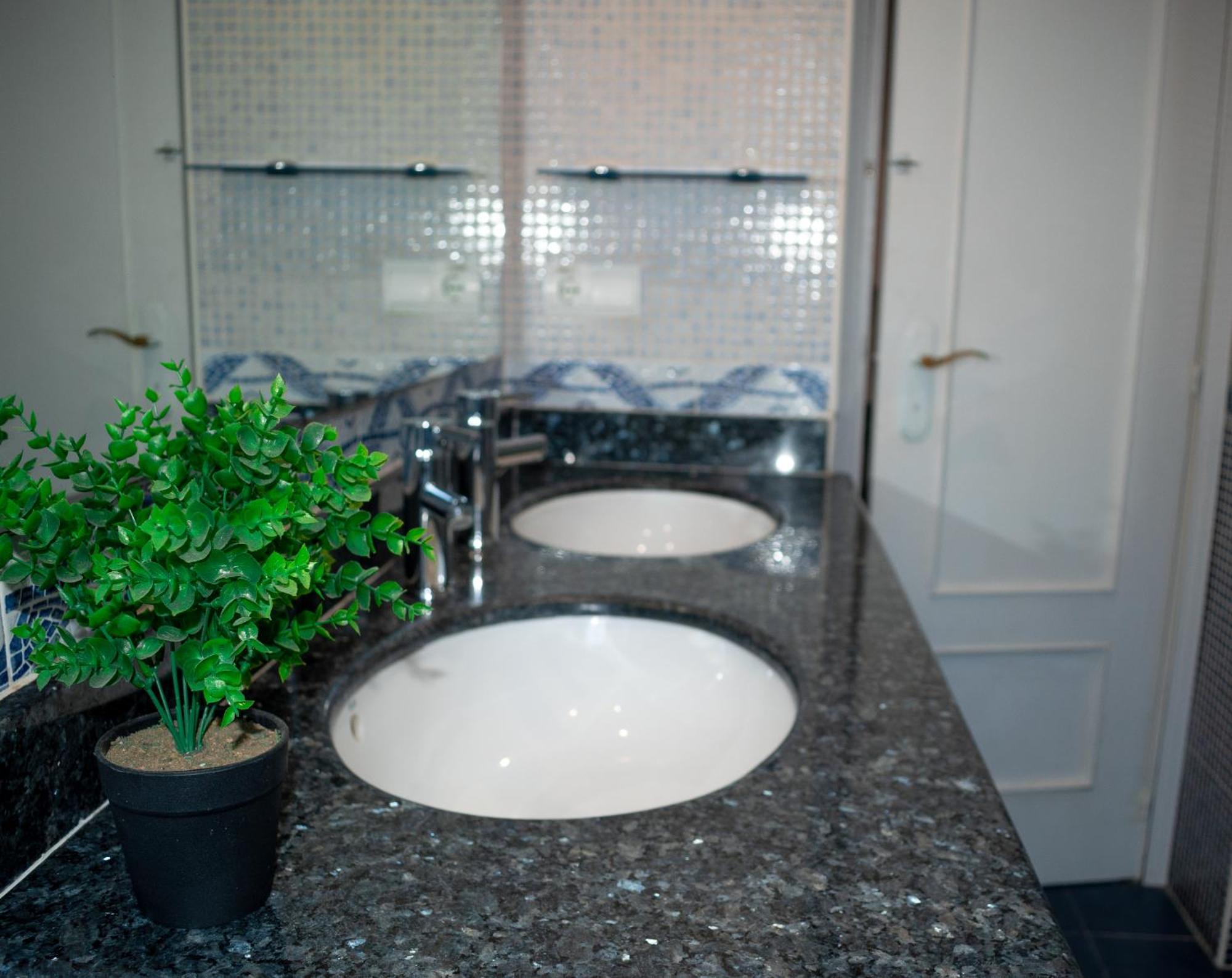 Your home in Valence Extérieur photo